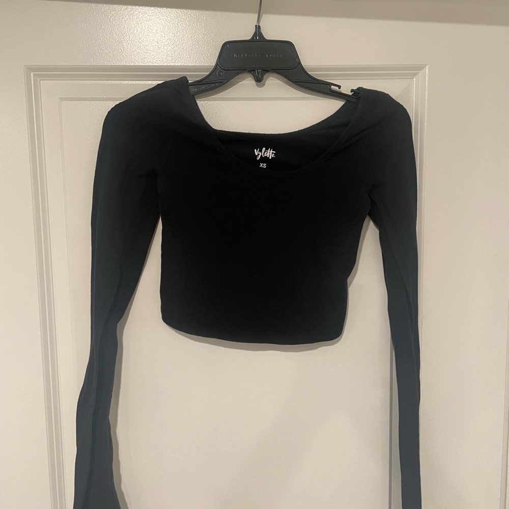 Wilfred Elegant Black Long Sleeve Crop Top